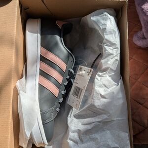 Adidas Grand Court Black and Pink Shoes